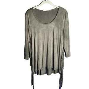 Entro Gray Scoop Neck Fringed Top Size Small